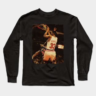 Scottie Pippen vs Patric Ewing 'Over 33' Long Sleeve T-Shirt